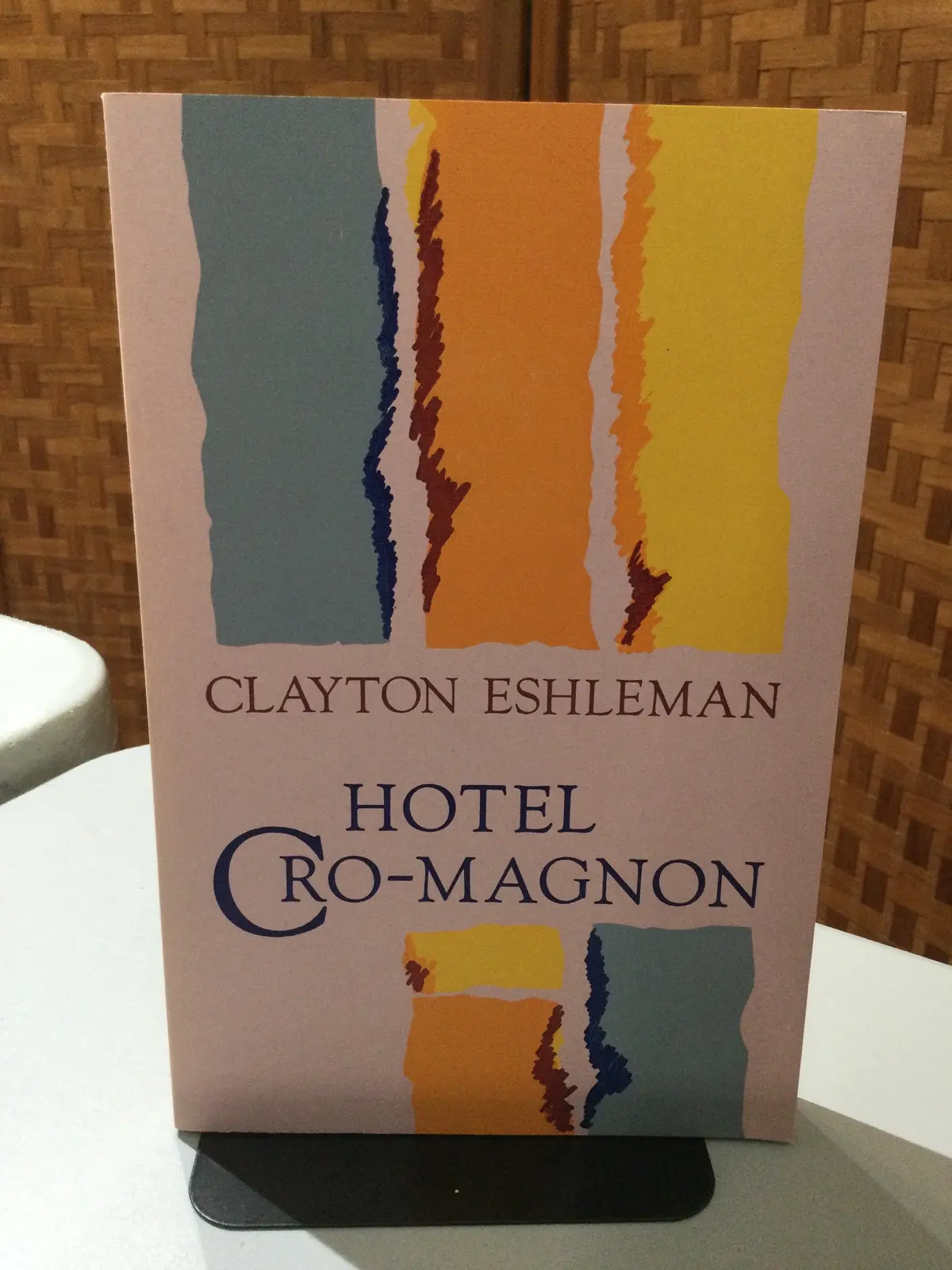 Eshleman, Clayton: Hotel Cro-Magnon [Used Paperback] 1