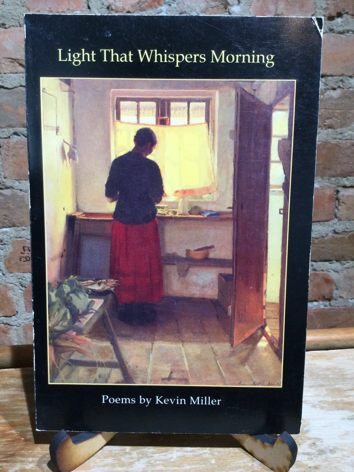 [Rare] Miller, Kevin: Light That Whispers Morning [Used Paperback] 1