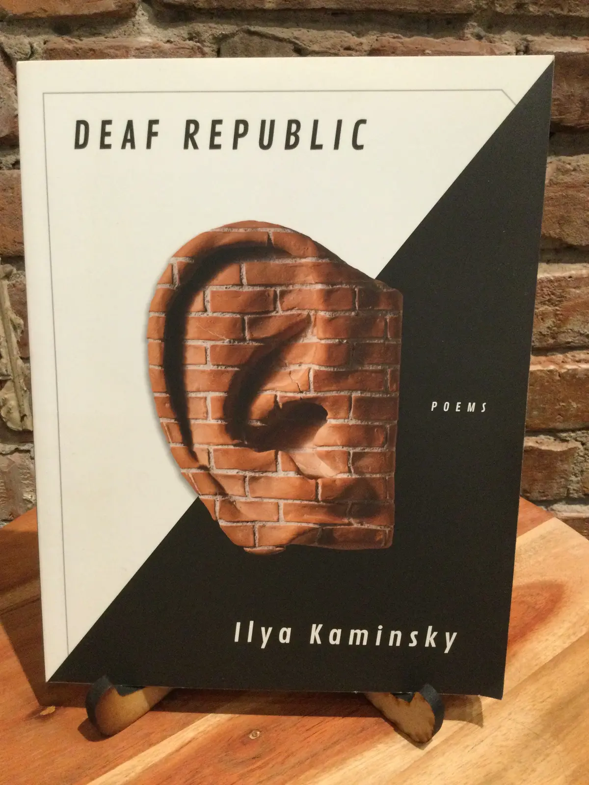 Kaminsky, Ilya: Deaf Republic [Used Paperback] 1
