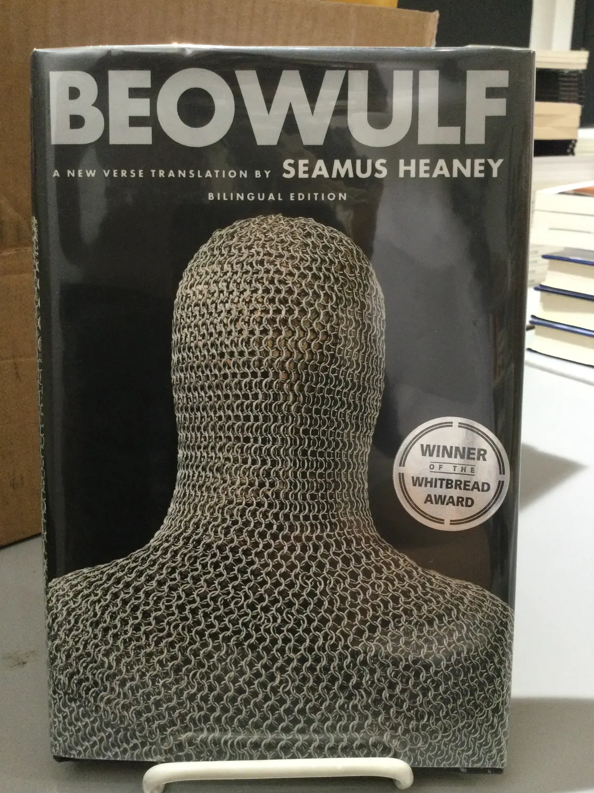 Tr. Heaney, Seamus: Beowulf [Used Hardcover] 1