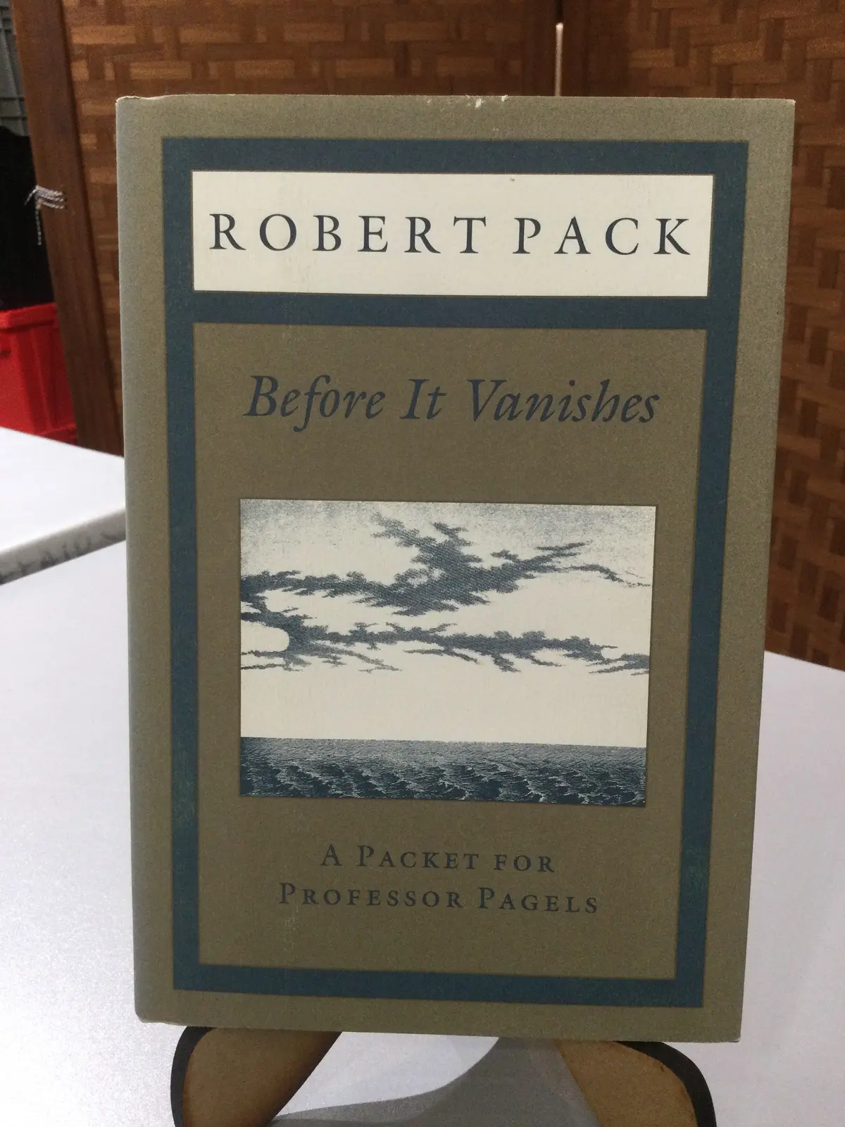 Pack, Robert: Before It Vanishes [Used Hardcover] 1