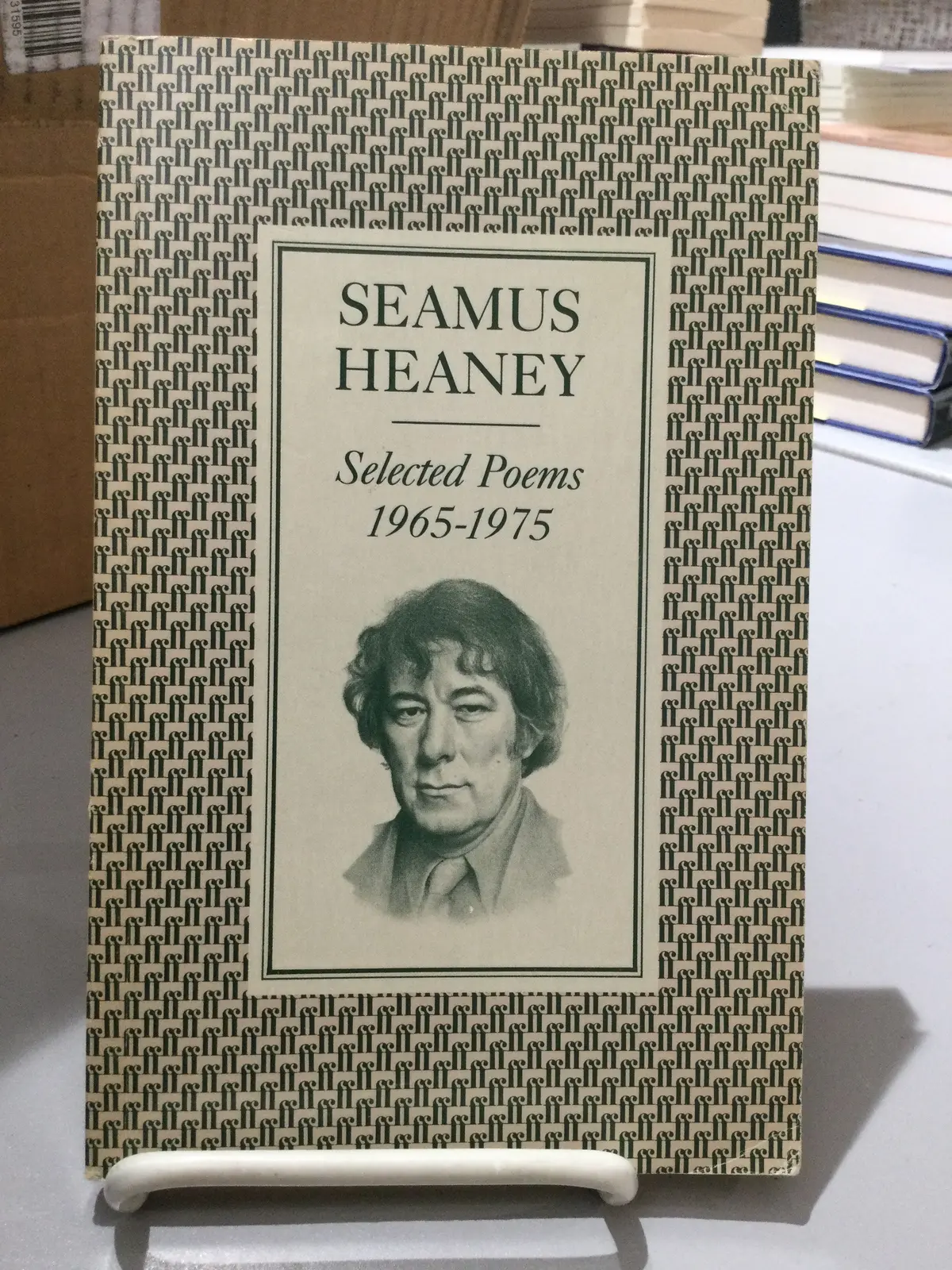 Heaney, Seamus: Selected Poems 1965-1975 [Used Paperback] 1