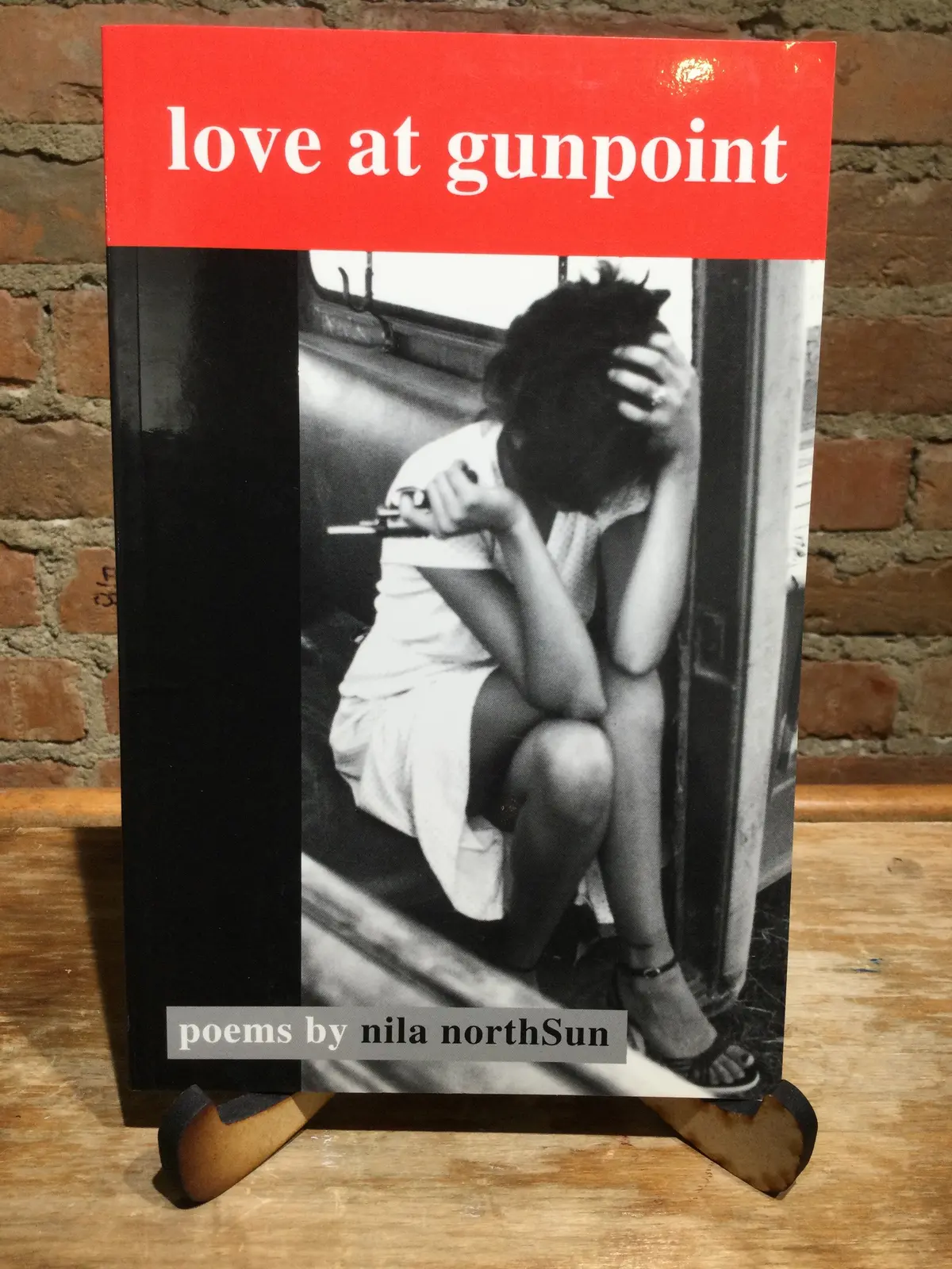 [Rare] Northsun, Nila: Love At Gunpoint [Used Paperback] 1