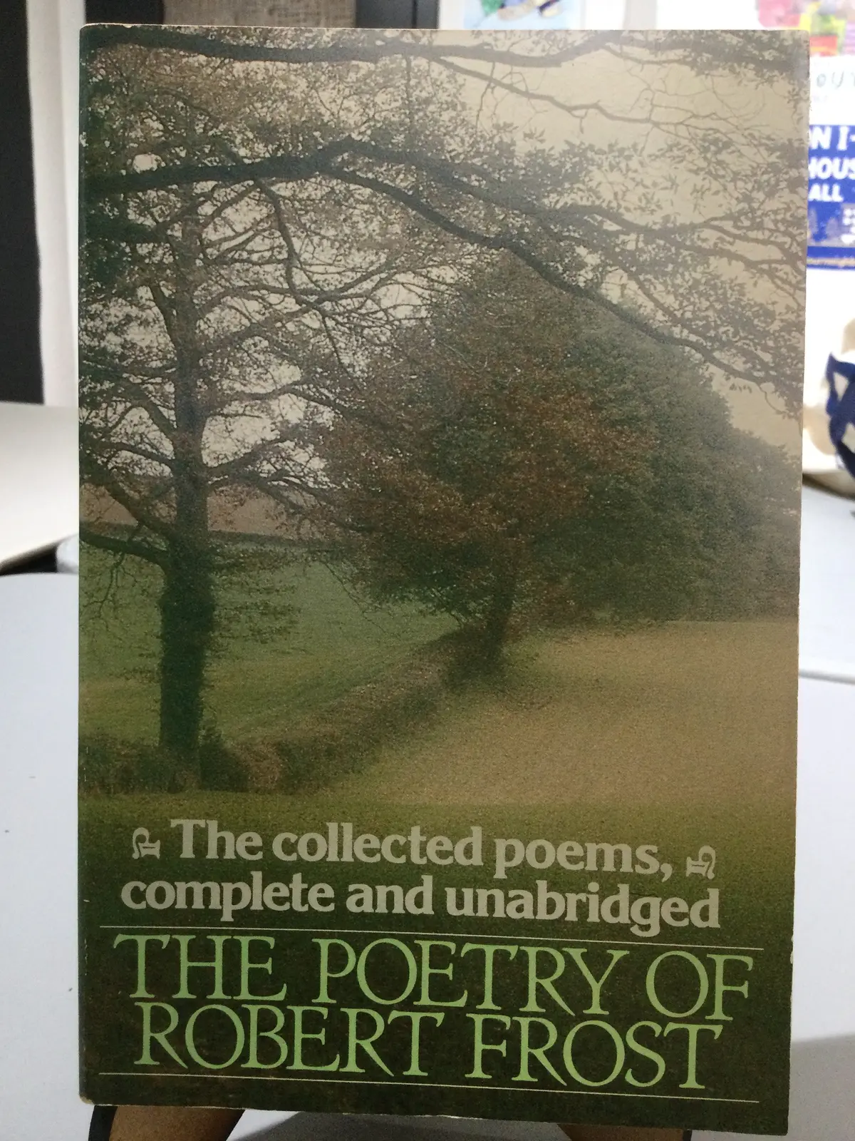 Frost, Robert: The Poetry Of Robert Frost [Used Paperback] 1