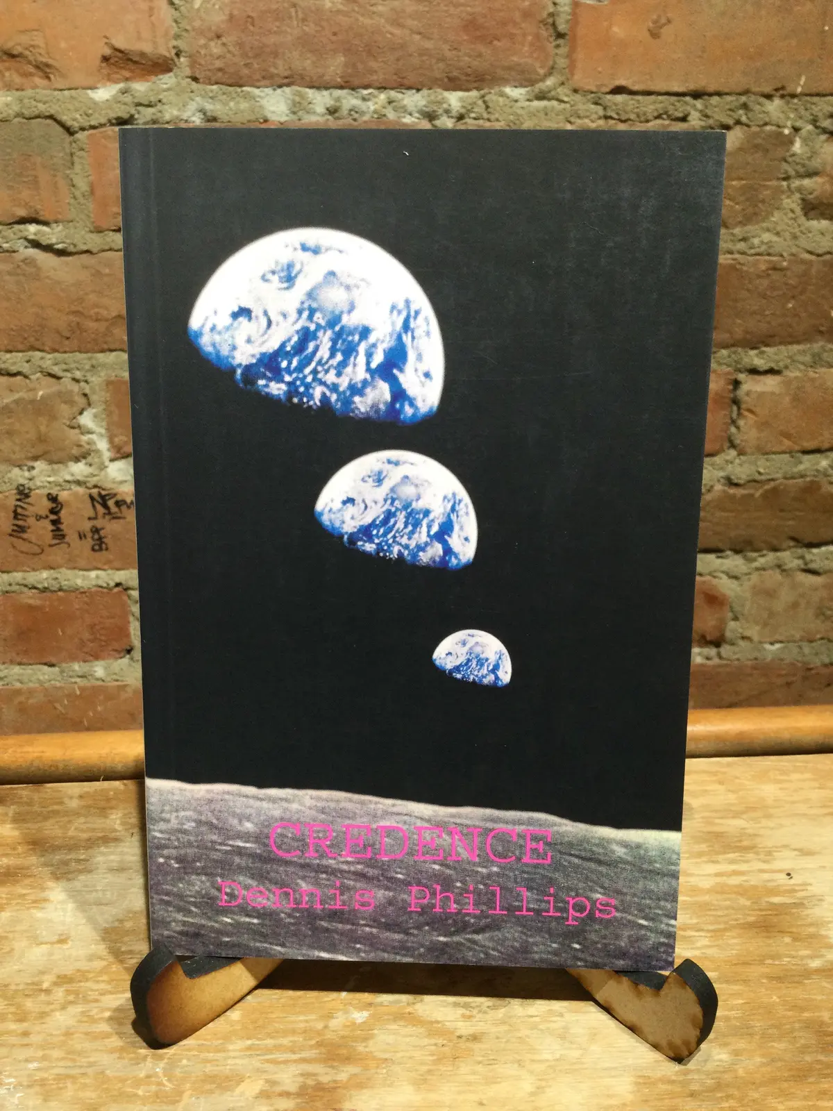 [Rare] Phillips, Dennis: Credence [Used Paperback] 1