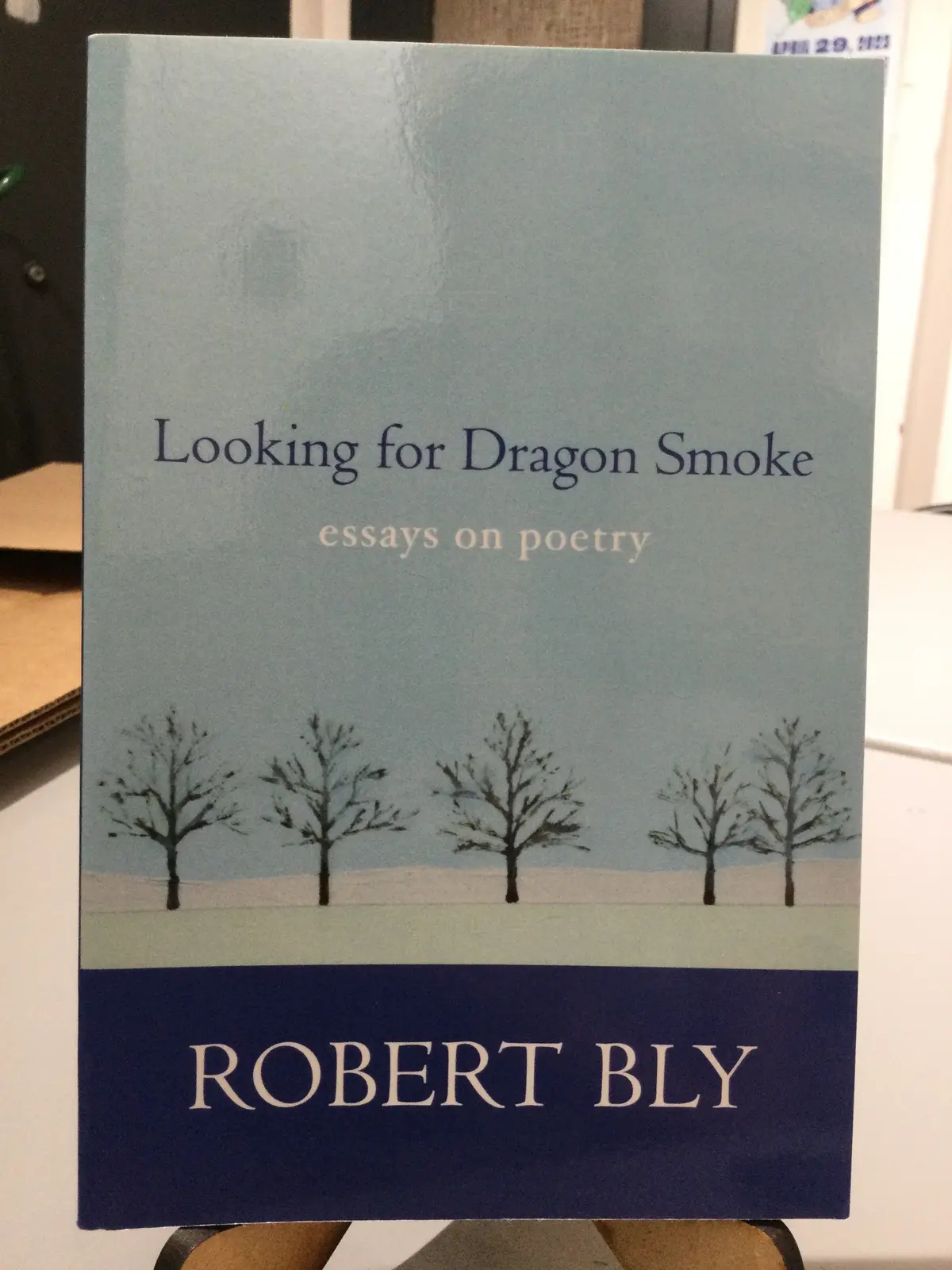 Bly, Robert: Looking For Dragon Smoke [Used Paperback] 1