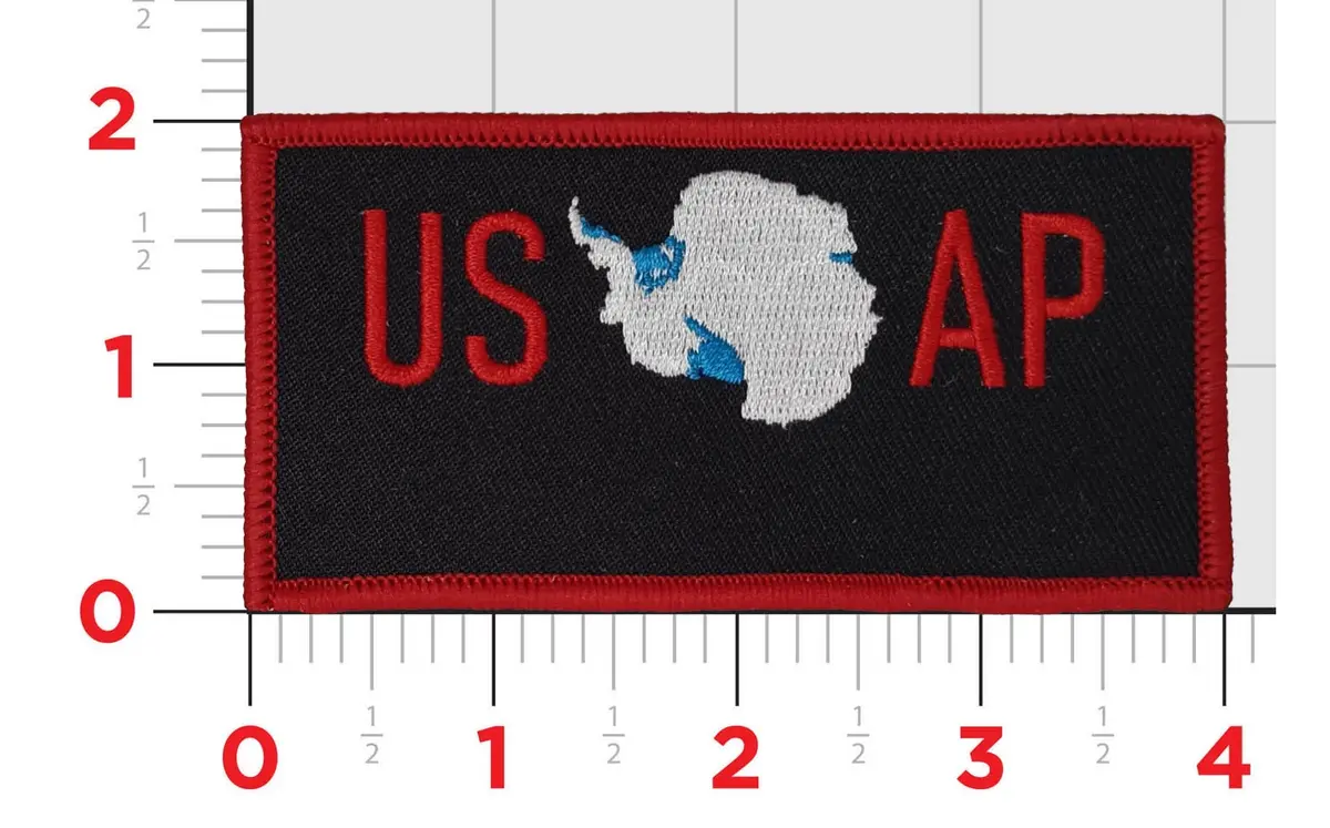 Official Mcmurdo Station Antarctica Airfield Ground Equipment Patches And Name Tags (A) 2