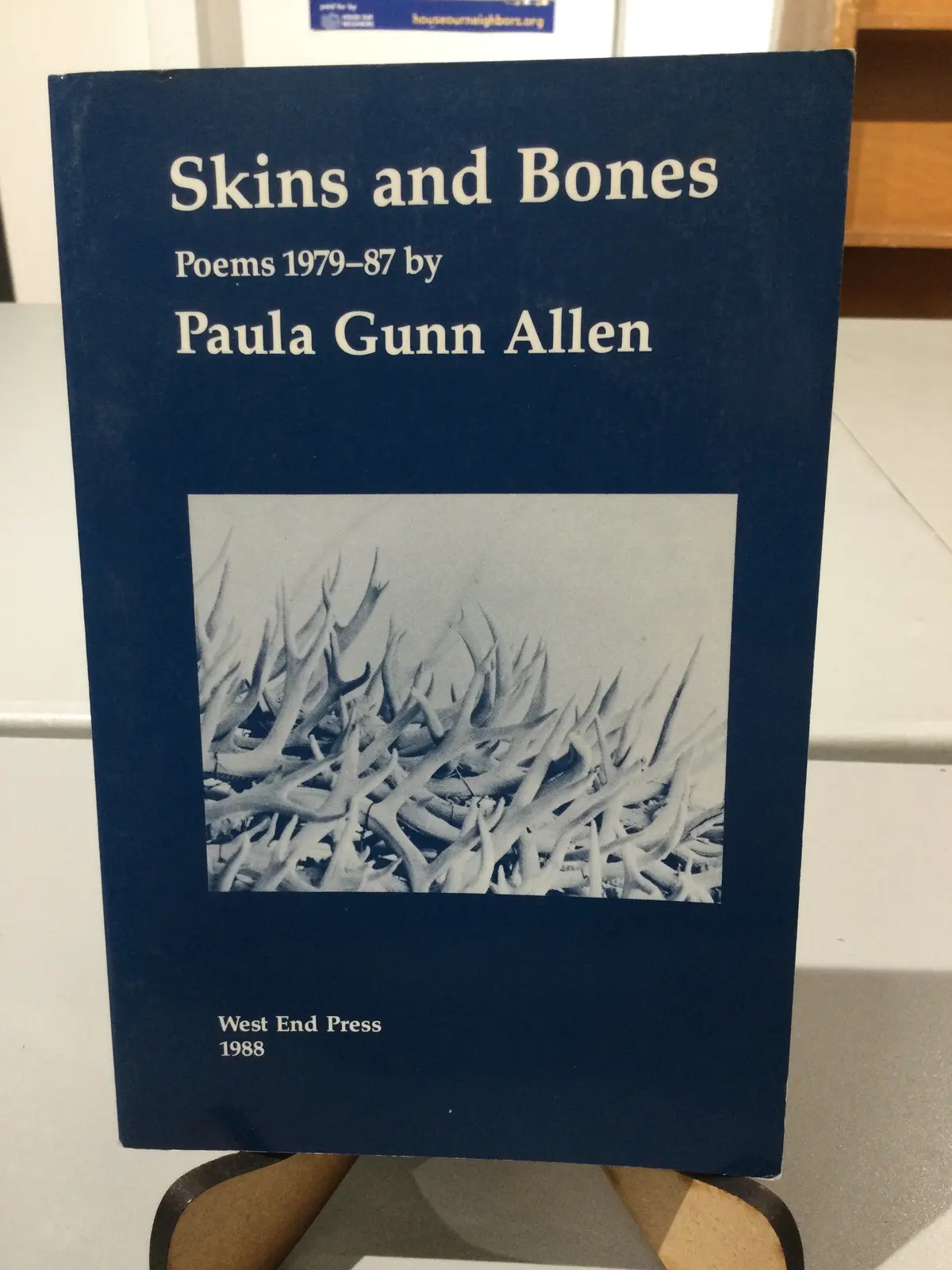 [Rare] Allen, Paula Gunn: Skim And Bones: Poems 1979-87 [Used Paperback] 1