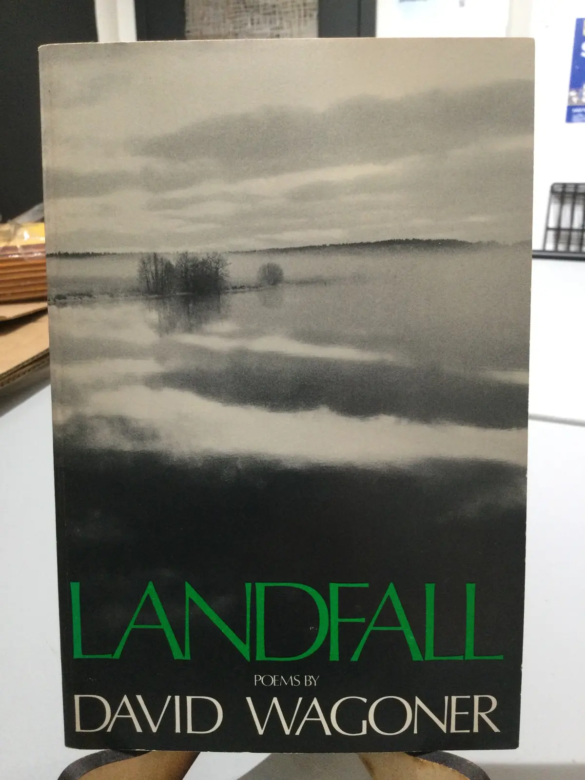 Wagoner, David: Landfall [Used Paperback] 1
