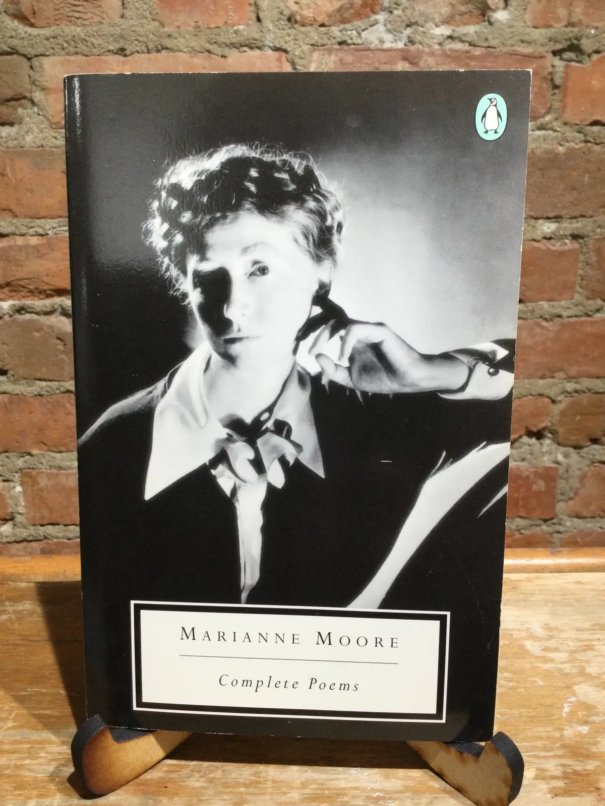 Moore, Marianne: Complete Poems [Used Paperback] 1