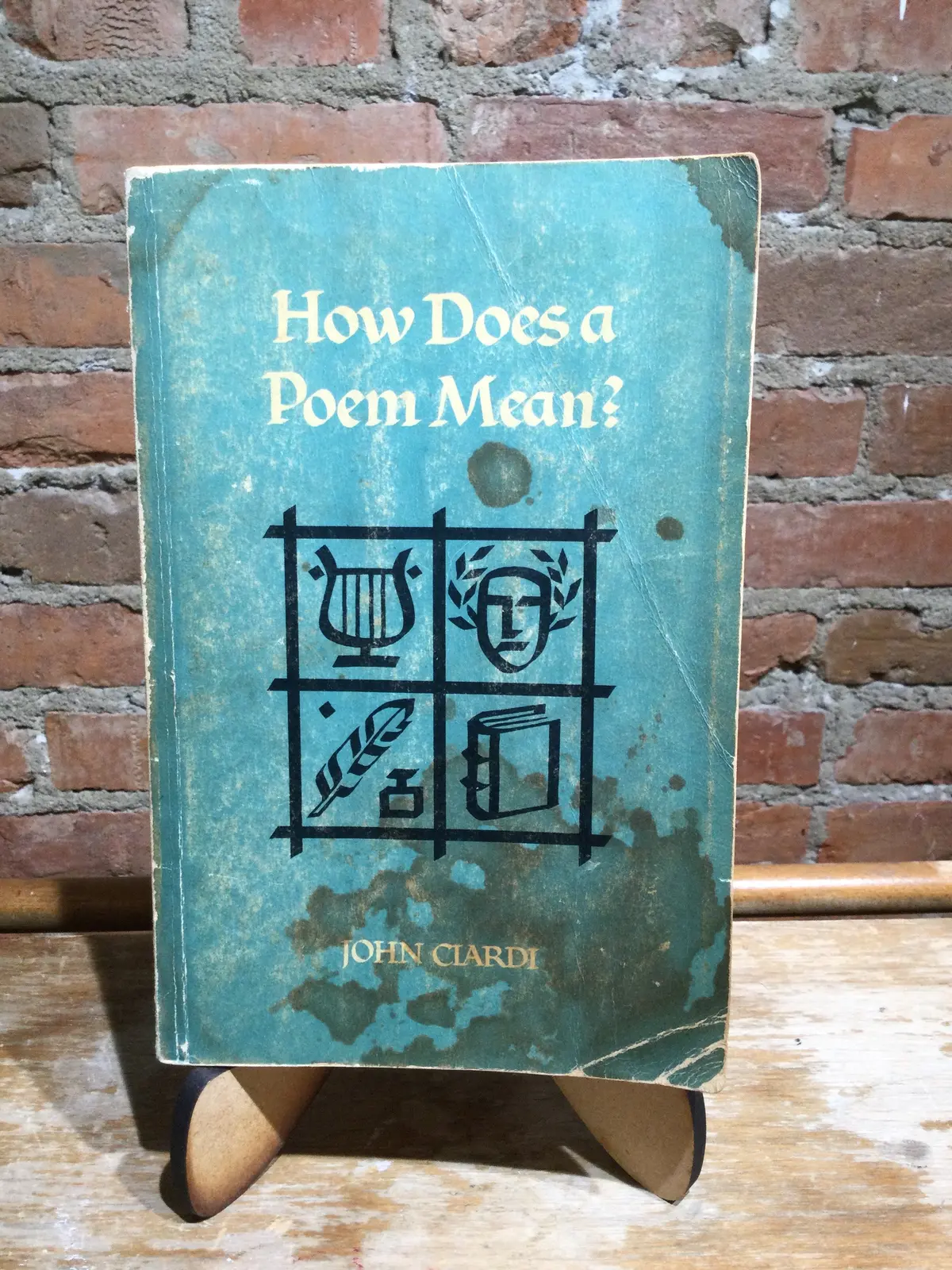 [Rare] Ciardi, John: How Does A Poem Mean [Used Paperback] 1