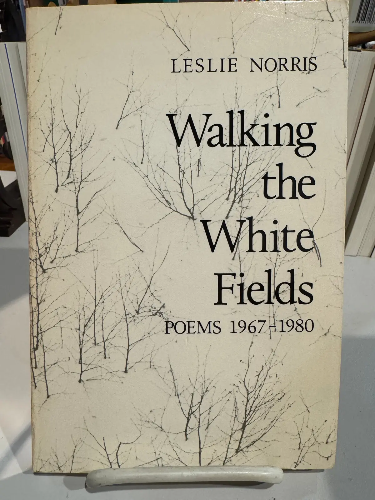 [Rare] Norris, Leslie: Walking The White Fields [Used Paperback] 1