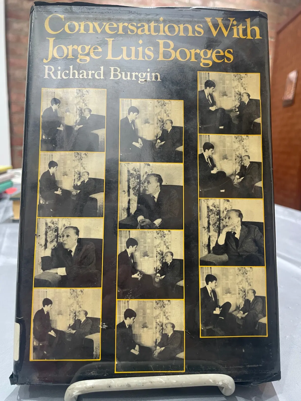 Burgin, Richard: Conversations With Jorge Luis Borges [Used Hardcover] 1