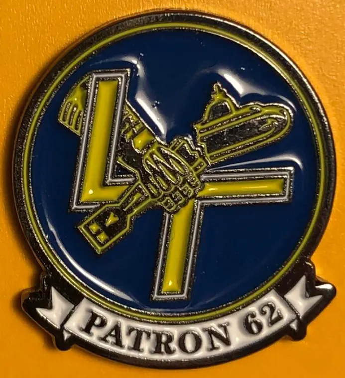 Vp-62 Broad Arrows Pin 1