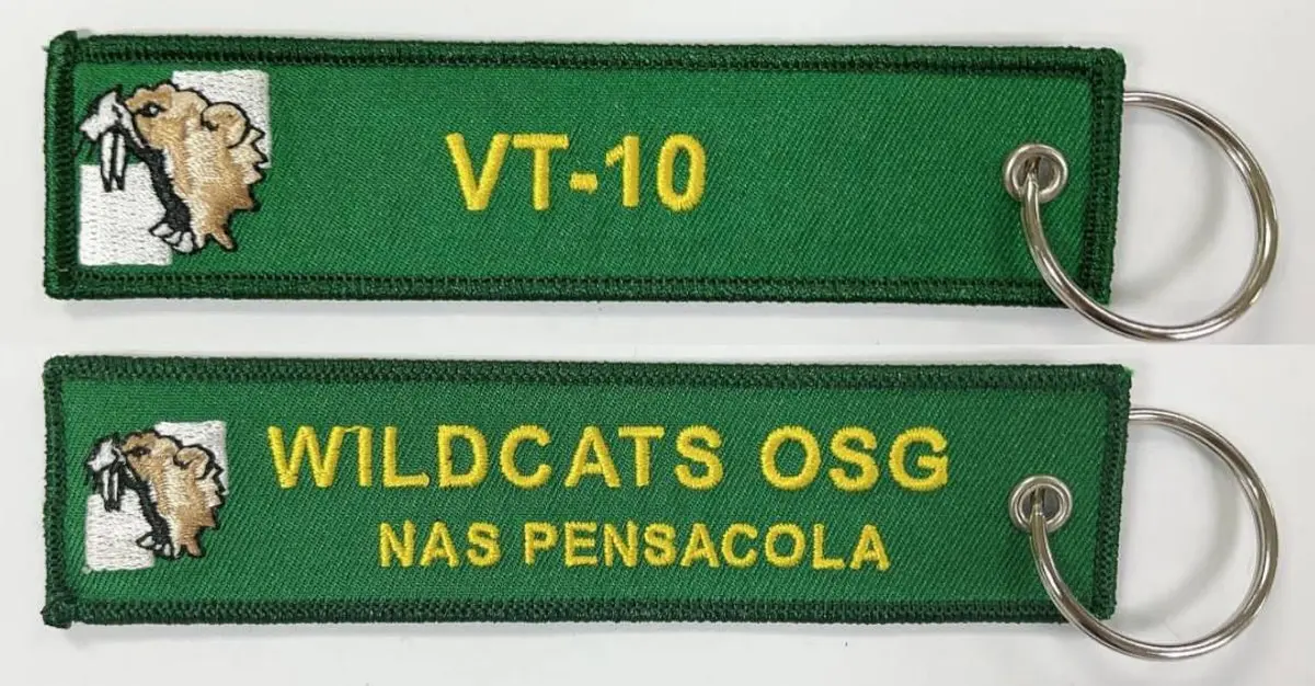 Official Vt-10 Wildcats Spouse Group Key Ring 1