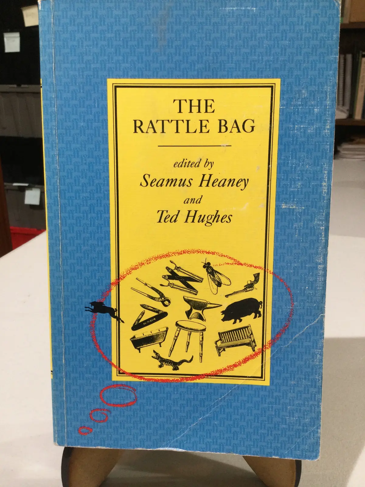 Ed. Heaney, Seamus; Hughes, Ted: The Rattle Bag [Used Paperback] 1