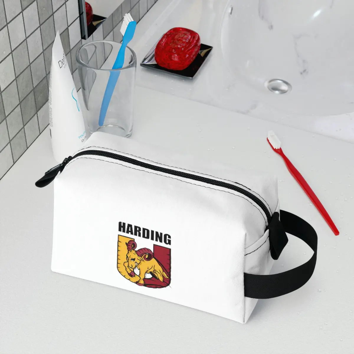 Harding University Toiletry Bag 1