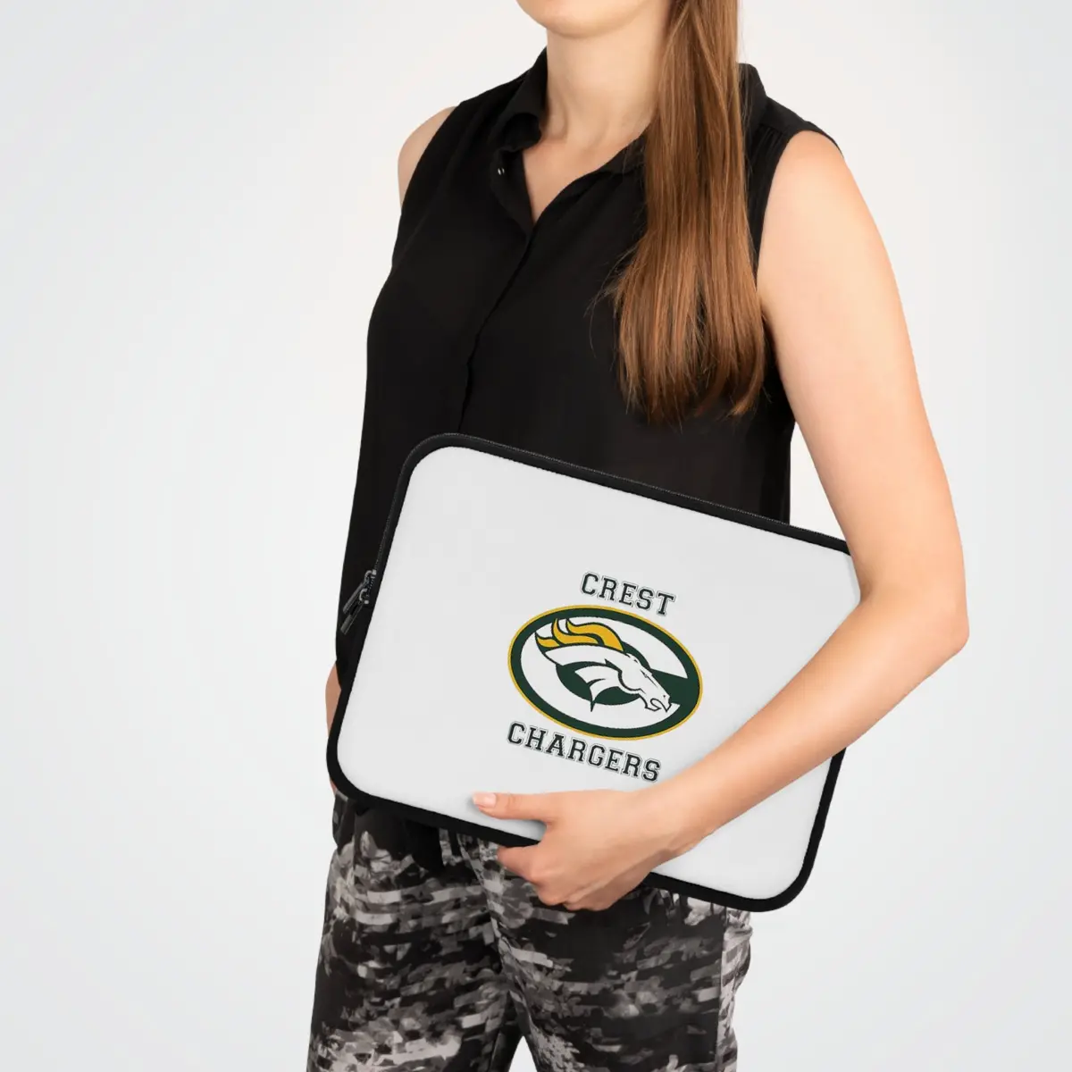 Crest Hs Laptop Sleeve 1
