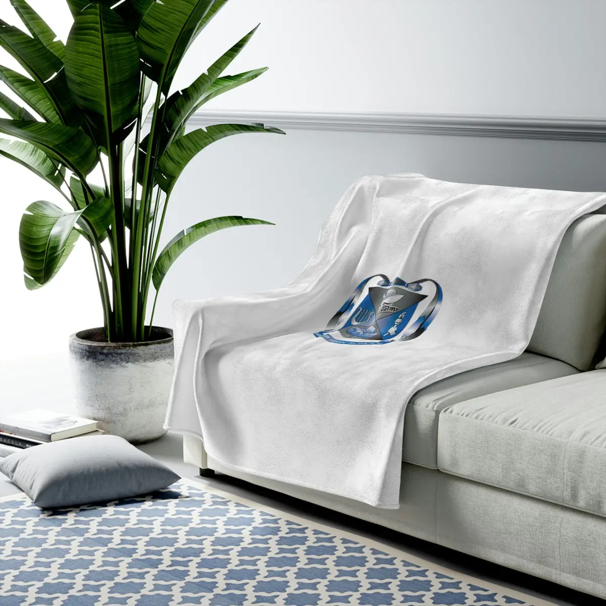 Garinger Hs Velveteen Plush Blanket 1
